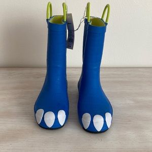 Boys dinosaur rain boots 🦕